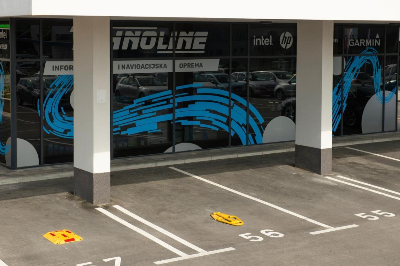 Family & Friends Pula - Top Floor - Free Parking المظهر الخارجي الصورة